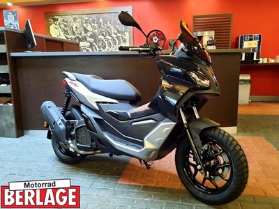 SR GT 200